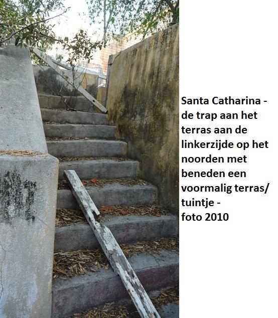 19. Santa Catharina trap met beneden voormalig tuintje 2010